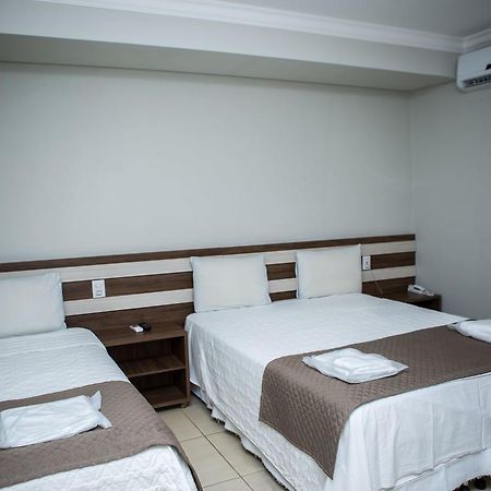 Hotel Avenida Joao Pinheiro Exterior foto