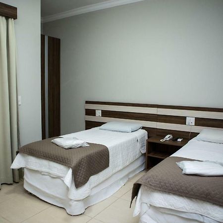 Hotel Avenida Joao Pinheiro Exterior foto